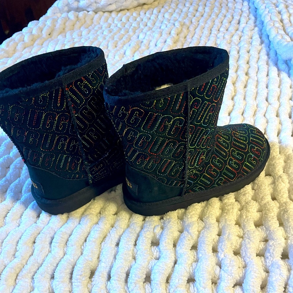 Rainbow Logo Uggs